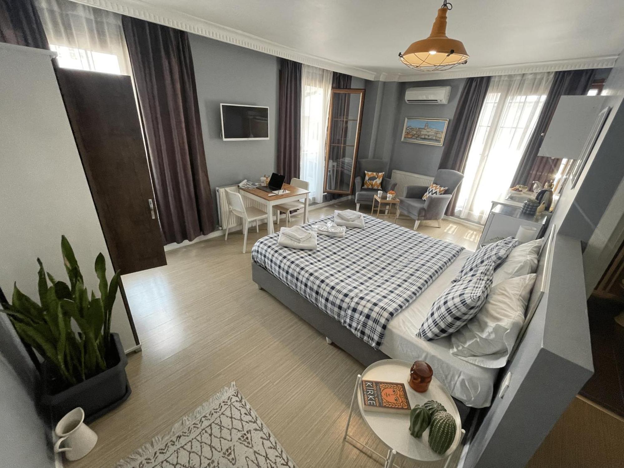 Flats Company - Karakoy Apartment อิสตันบูล ภายนอก รูปภาพ